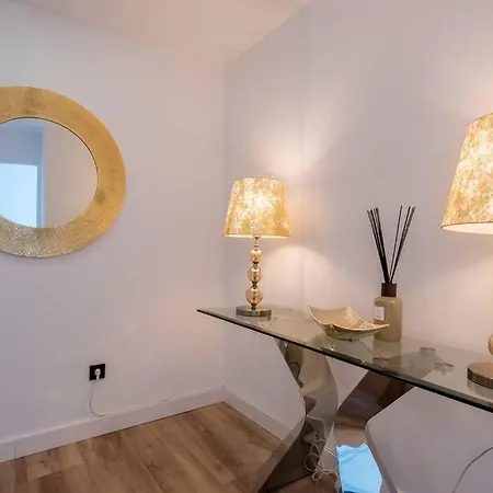 Luxurious Apartment In The Heart Of Puerto Banus Marbella Exterior photo
