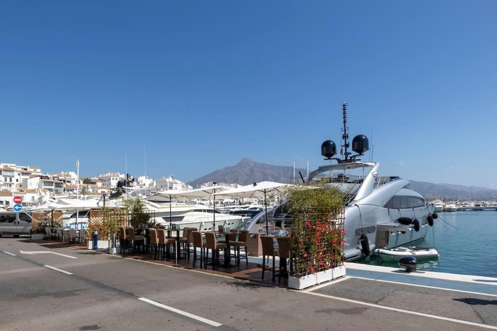 Apartament Luxurious In The Heart Of Puerto Banus